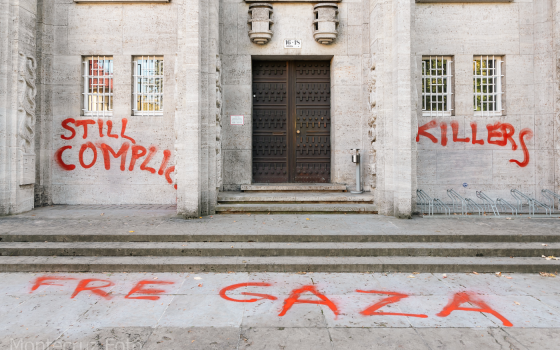 طلاب برلين الحرة يحتلون الجامعة للتنديد بتعاونها مع الاحتلال