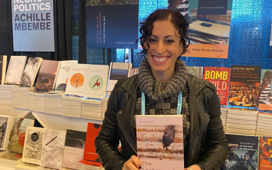 أستاذة الأنثروبولوجيا ماورا فينكلشتاين