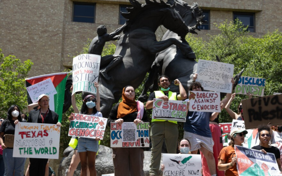 وقفة احتجاجية لتكريم شهداء غزة في جامعة رايس
