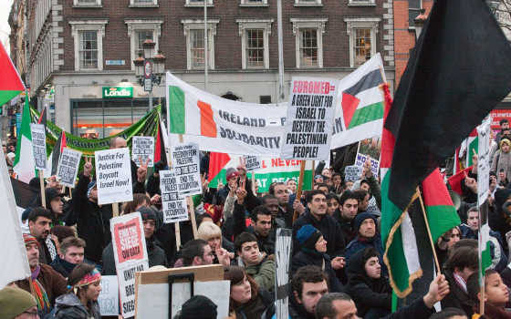 مظاهرة داعمة لفلسطين في أيرلندا