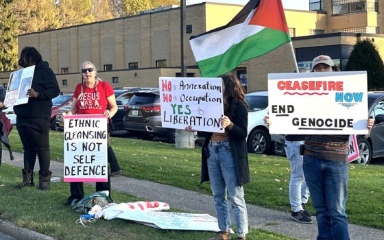 محتجون يطالبون بوقف الدعم للاحتلال في نيويورك