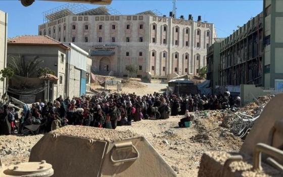 نزوح العائلات في غزة