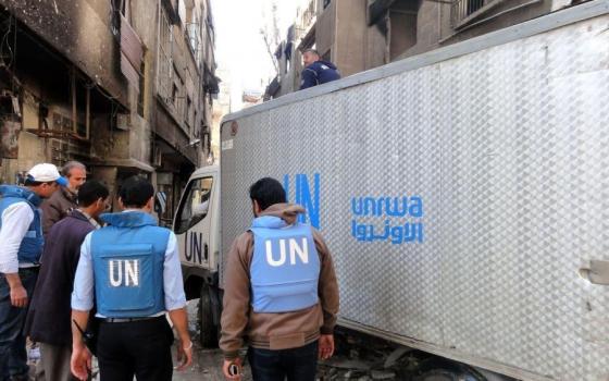 موظفون من الأونروا