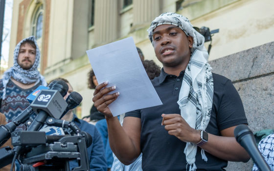 خيماني جيمس- طالب في جامعة كولومبيا