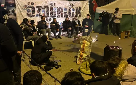 تواصل الاعتصام في ميناء حيدر باشا