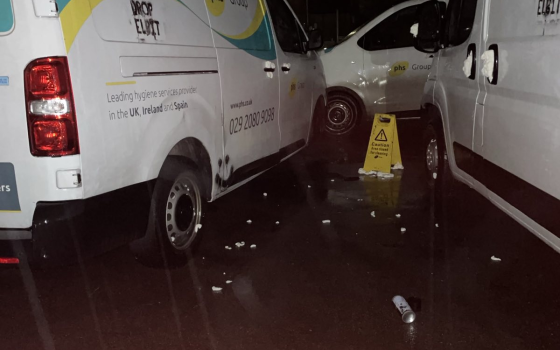 الشاحنات التي عطلتها حركة فلسطين