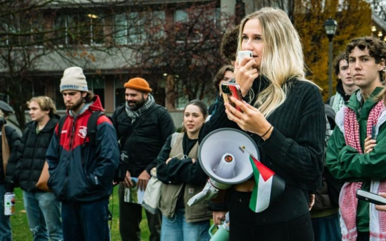 وقفة طلابية في جامعة غونزاغا لمطالبتها بسحب الاستثمارات من الاحتلال