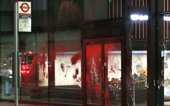 حركة فلسطين تستهدف بنك “نيويورك ميلون” في لندن