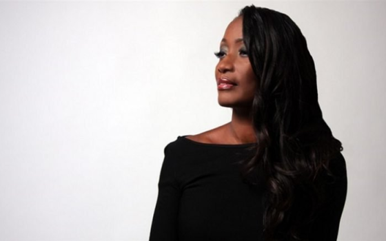 ديلا مايلز- مغنية أمريكية