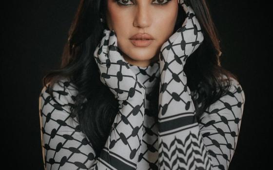 درة زروق| فنانة تونسية