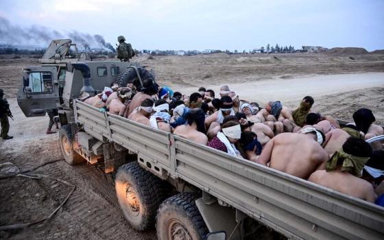 تنكيل الاحتلال بالأسرى الفلسطينيين  