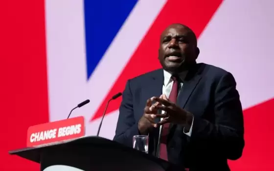 ديفيد لامي- نائب بريطاني