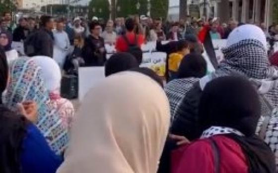 وقفة للنساء في المغرب لدعم الفلسطينيات واللبنانيات