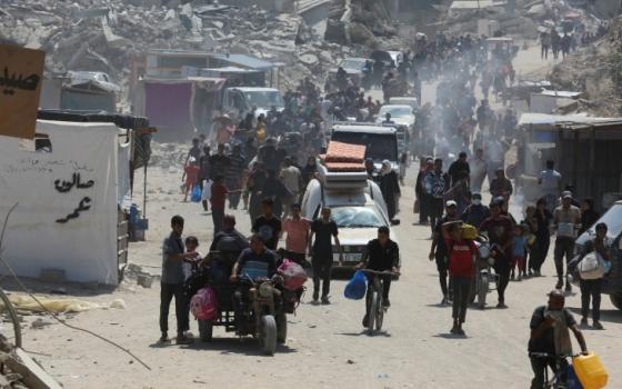 مظاهر النزوح والدمار في غزة