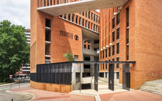 مبنى جامعة تولوز