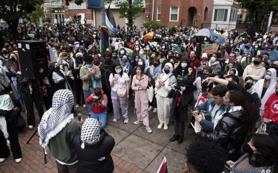 وقفة طلابية داعمة لفلسطين