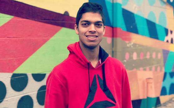 طالب الدكتوراه براهلاد إينجار الذي طرد بسبب تضامنه