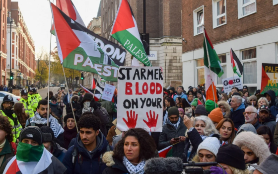 مظاهرة داعمة لفلسطين في بريطانيا