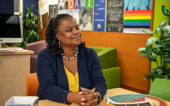 مديرة مكتب المبادرات الأكاديمية المتعددة الثقافات في جامعة ميشيغان، راشيل داوسون