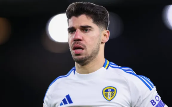 لاعب من نادي ليدز