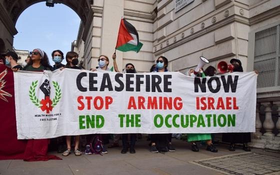 لافتة داعمة لفلسطين_