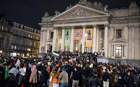 وقفة حاشدة لدعم فلسطين