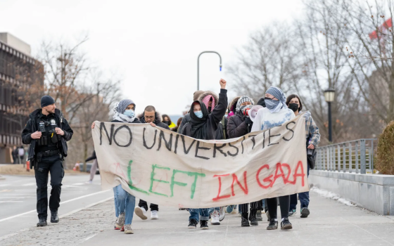 احتجاج لطلاب جامعة كورنيل ضد سياسات ترامب