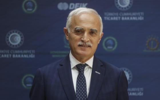 نائل أولباك رئيس مجلس العلاقات الاقتصادية الخارجية التركي