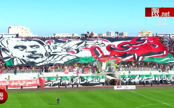 عرض توفو للعلم الفلسطيني وصورة السنوار في مباراة للدوري التونسي