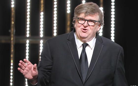 المخرج الأمريكي مايكل مور