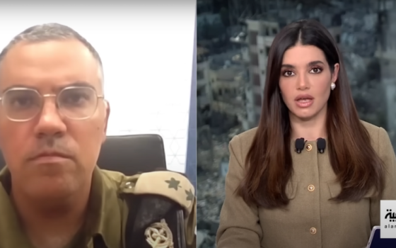 مقابلة بين الصحفية ليال الإختيار وأفيخاي أدرعي