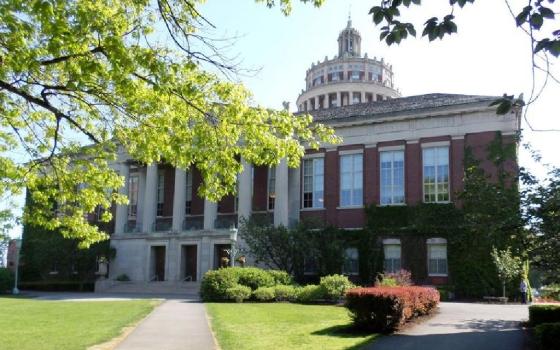 مبنى جامعة روتشستر