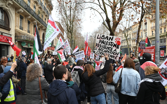 مظاهرة داعمة لأطباء غزة في تولوز