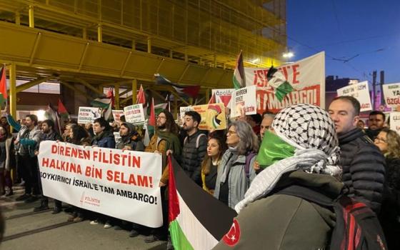 وقفة تضامنية داعمة لفلسطين في تركيا