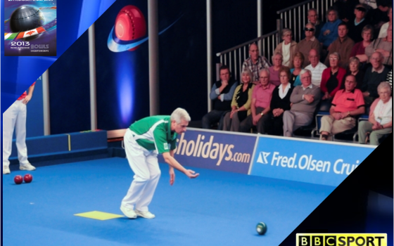 لاعب بولينغ ببطولة بولينغ مغلقة