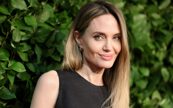 الممثلة أنجلينا جولي