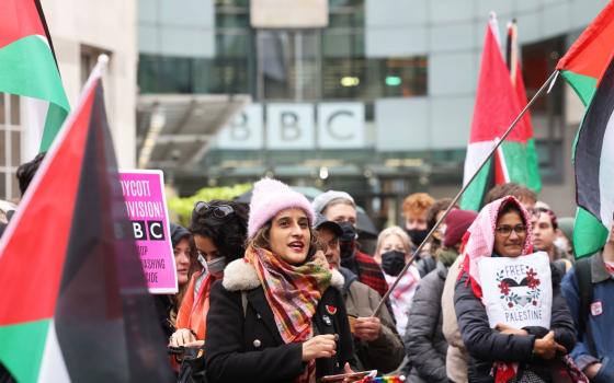 احتجاج عند مقر BBC