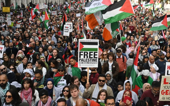 مظاهرة داعمة لفلسطين في المملكة المتحدة البريطانية  