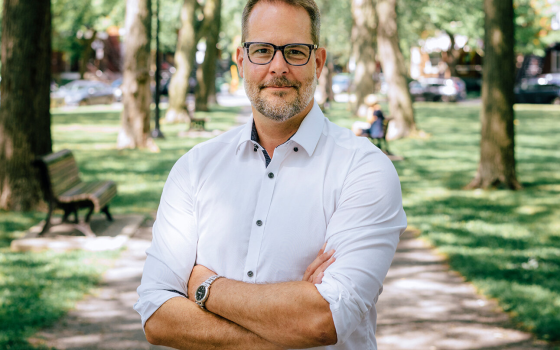 النائب الديمقراطي الجديد ألكسندر بوليريس