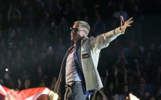 مغني الراب الأمريكي ماكليمور