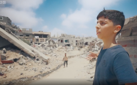 لقطة من فيلم عن غزة سحبته البي بي سي