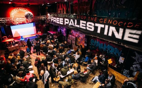 مخيم دانماركي بعنوان قطع العلاقات مع الإبادة