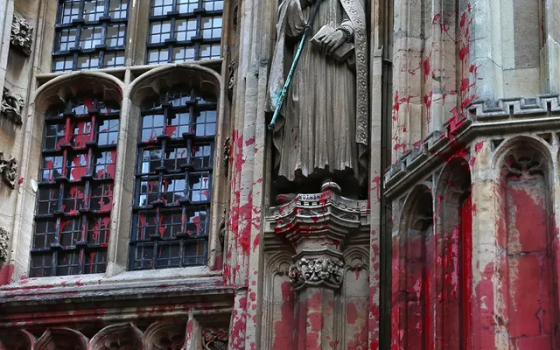 طلاب مؤيدون لفلسطين يحتلون مبنى الإدارة في جامعة أوتريخت.. ومظاهرة داعمة للشعب الفلسطيني في المغرب أمام مقر البرلمان