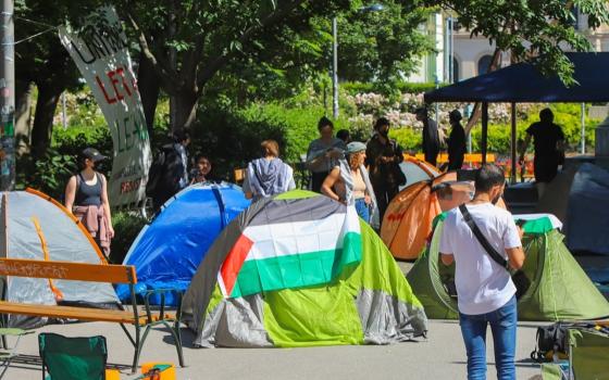 وصف بـ "غير قانوني".. قرار قضائي يجرم فض التضامن مع فلسطين في جامعة فيينا