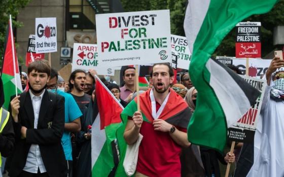 انطلاق حملة مقاطعة "التأمين الدامي" في المملكة المتحدة