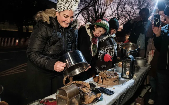 إفطار جماعي أمام سفارة الاحتلال في واشنطن
