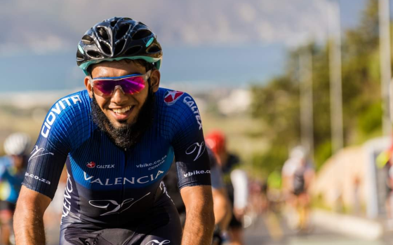 اعتُقل تعسفيًا.. حزب أفريقي يعلن دعمه لزعيم انتفاضة مناصرة لفلسطين