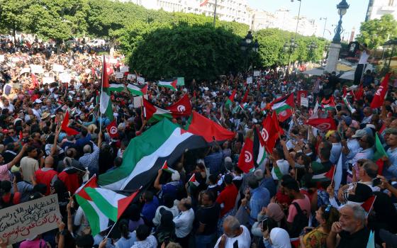 منها الـ MBC..  منظمة تونسية تطالب بمقاطعة القنوات المروجة للتطبيع