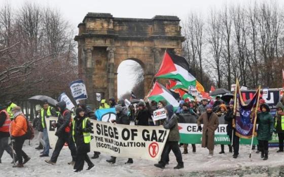 في جامعة غلاسكو.. طالبة تُمنع من الدراسة بعد احتجاجها الداعم لفلسطين