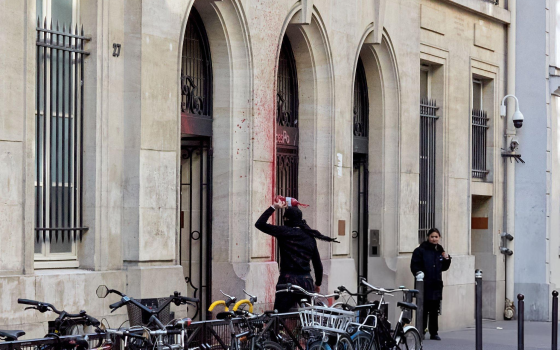 استهداف جامعة العلوم السياسية باريس احتجاجًا على الإبادة بغزة